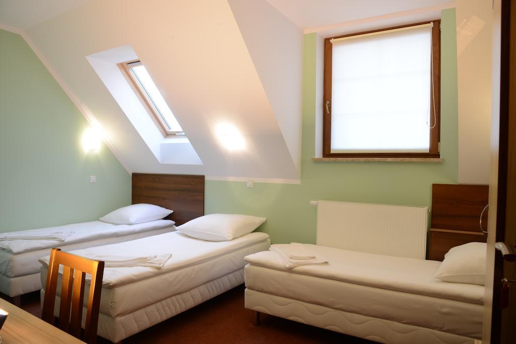 Vera Hotel Sulechów Kamer foto