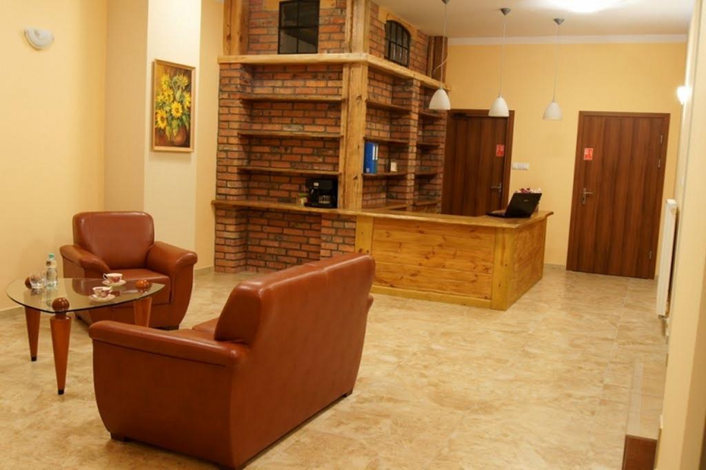 Vera Hotel Sulechów Buitenkant foto