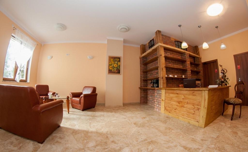Vera Hotel Sulechów Buitenkant foto