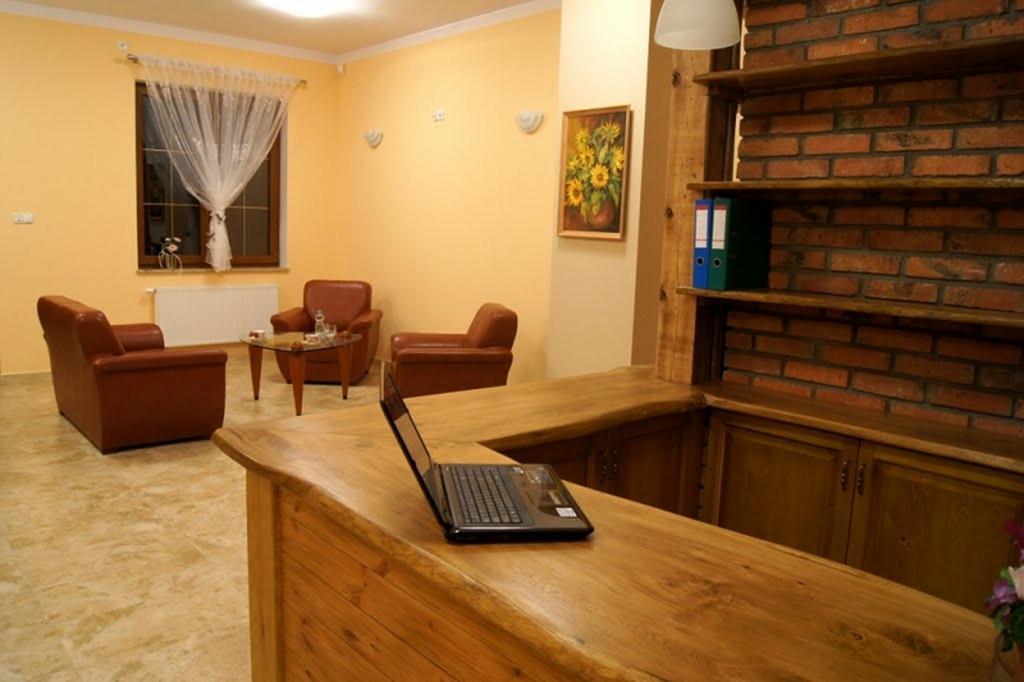 Vera Hotel Sulechów Buitenkant foto